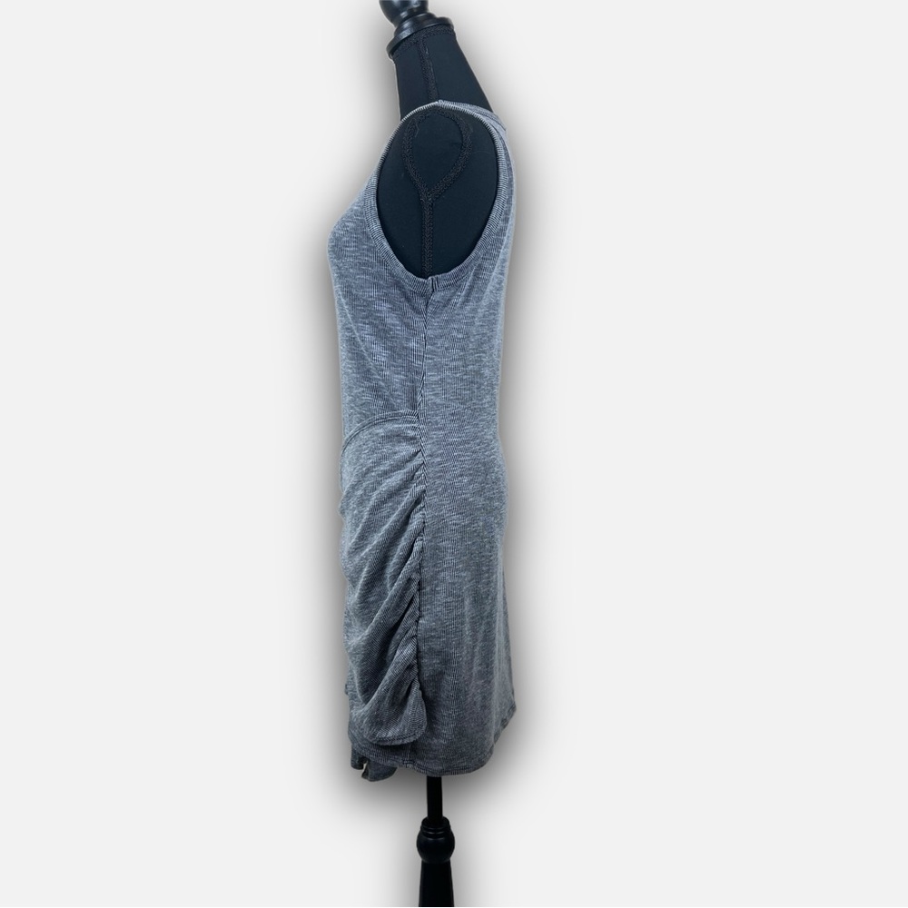 Gilli Gray Mini Faux Wrap Cotton Dress with Modern Elegance - Picture 4 of 10